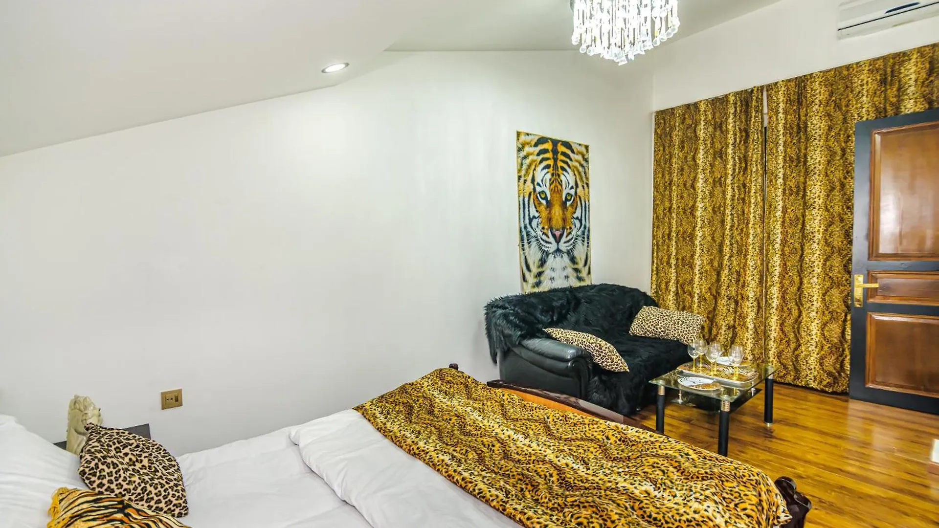 באקו Sera Boutique Hotel 2 0*,  אזרבייג'ן